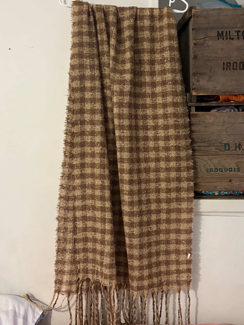 Cozy Large Brown Checkered Plaid Fringe Throw Blanket Scarf